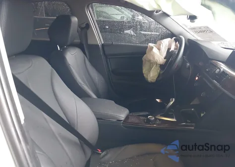 2015 BMW 328 xDrive z USA, uszkodzony, nr VIN WBA3B3G55FNR86497